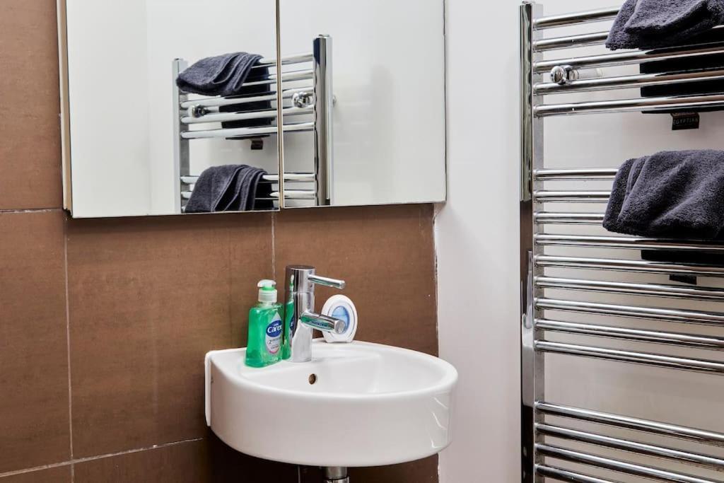 Swanky City Centre Apartment Lincoln Exteriér fotografie